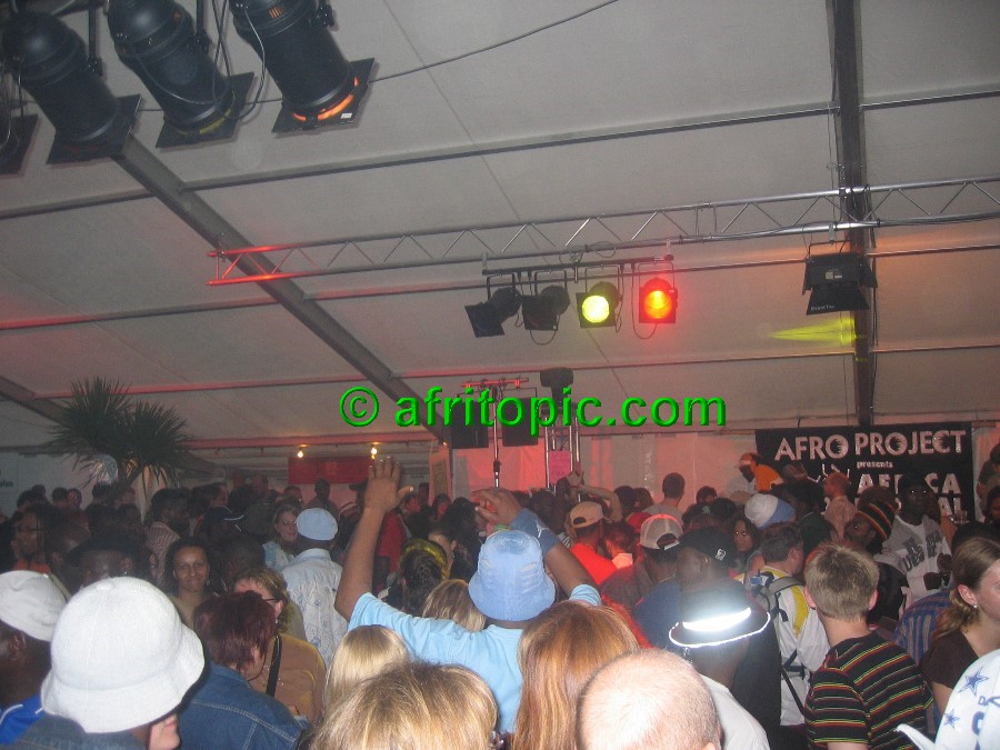 ../Images/afw2006b 109.jpg